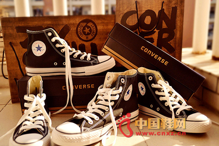 converse eЬ M@L