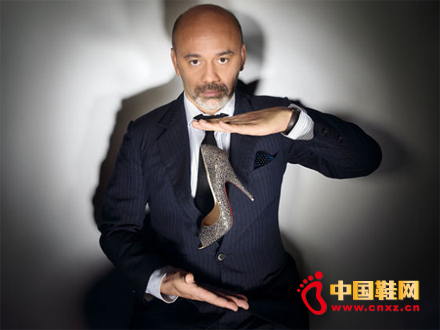 Christian LouboutintЬ֪R(sh)a(chn)(qun)